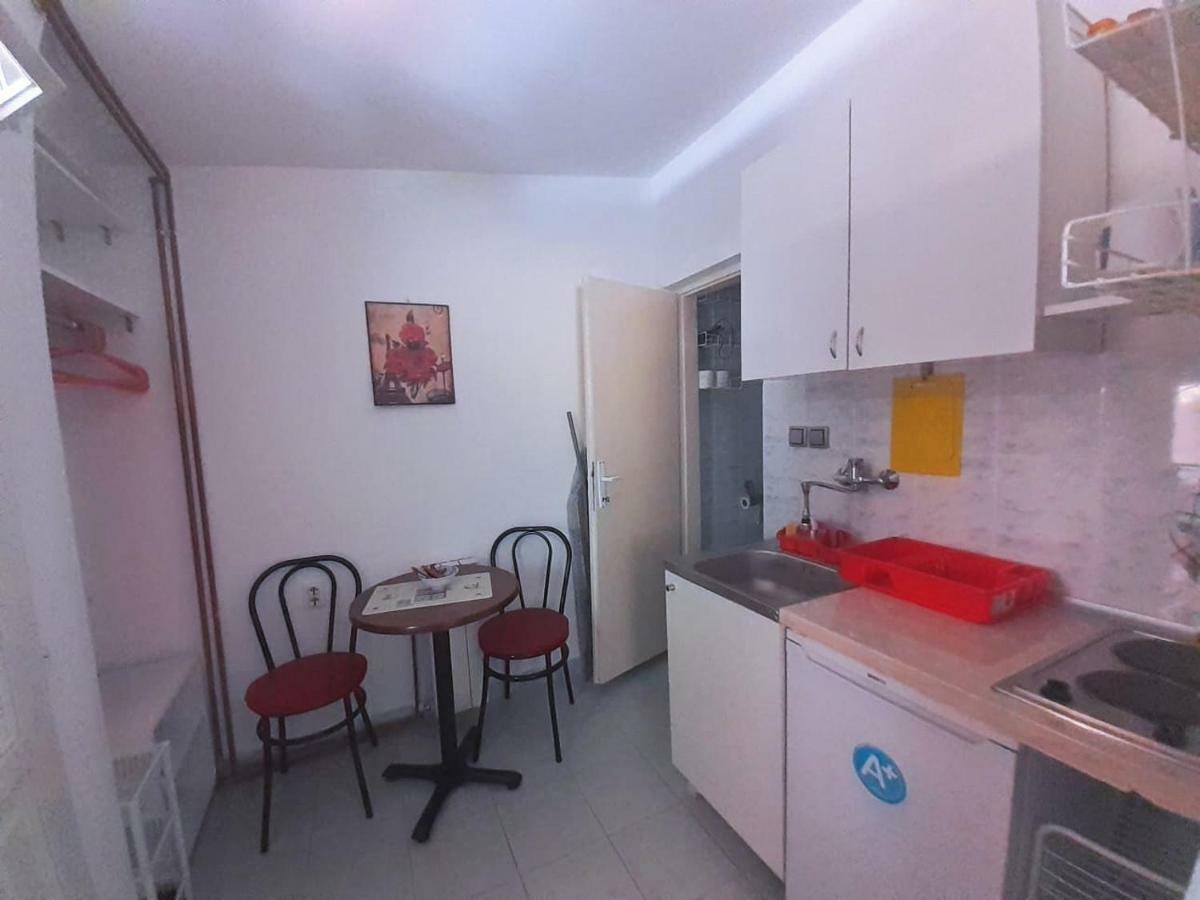 Studio Krunska 6 Belgrado Buitenkant foto