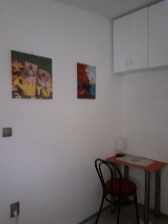Studio Krunska 6 Belgrado Buitenkant foto